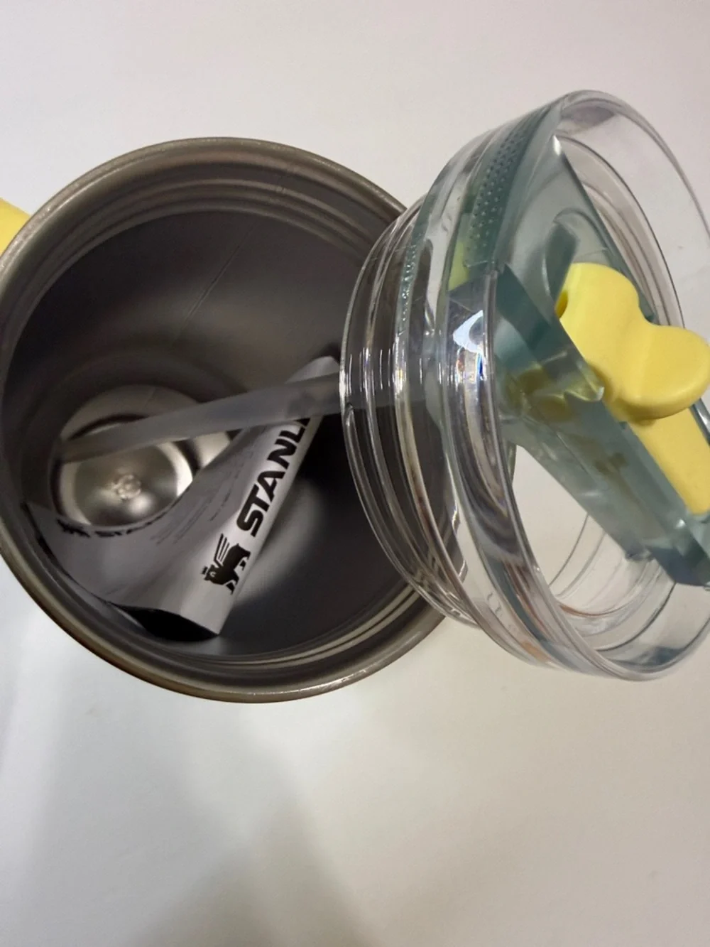 Stanley Yellow Insulated Quencher Tumbler with Handle - Picture 6 of 8